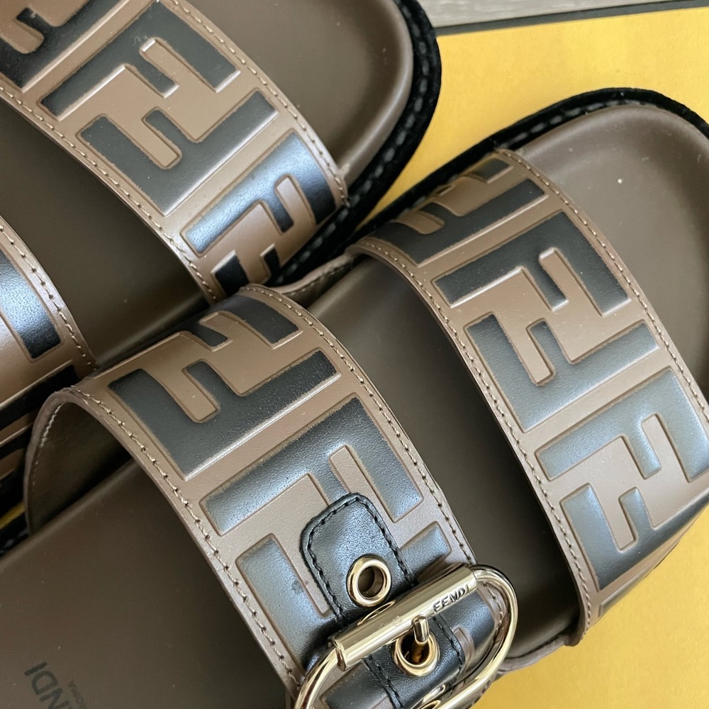 SOLD - Picture 3 of 5